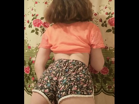 ❤️ سیکسی ځوان ماشوم په کیمره کې خپل شارټونه لرې کوي ❤️  په فحش ps.pornado-co.ru