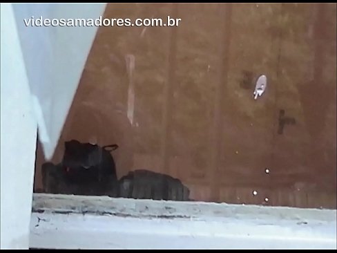 ❤️ ښکرور سړی د بل سړي سره خپله ملګرې ګوري، پرته له دې چې جوړه ګډوډ کړي یوه ویډیو ثبتوي ❤️  په فحش ps.pornado-co.ru