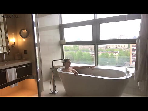 ❤️ په زړه پوری ماشوم په تشناب کې د هغې بلی په جوش سره ځړول ❤️  په فحش ps.pornado-co.ru