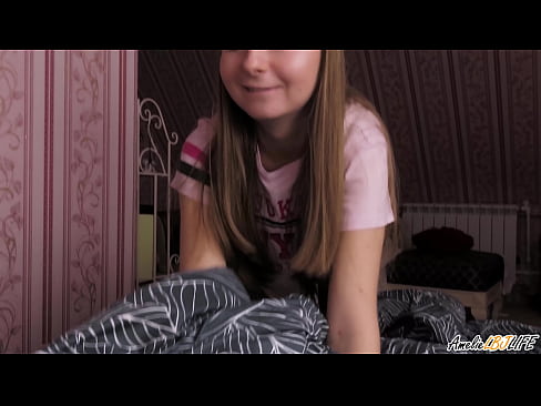 ❤️ بلونډي خپل BFF په ژوره توګه وخوري او په خوله کې یې وخوري ❤️  په فحش ps.pornado-co.ru