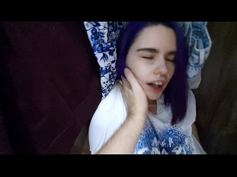 ❤️ زما خور په الماری کې وموندله او د هغې سره یې مرسته وکړه ❤️  په فحش ps.pornado-co.ru